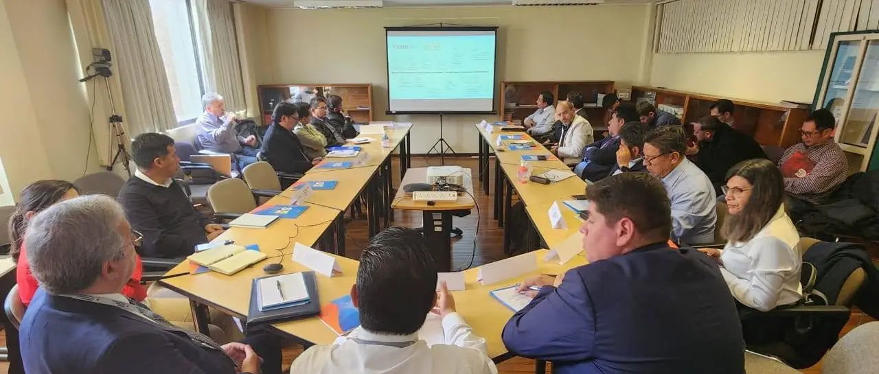 Paz se reúne este martes con los alcaldes de capitales y El Alto para tratar el 50/50 y el alza del