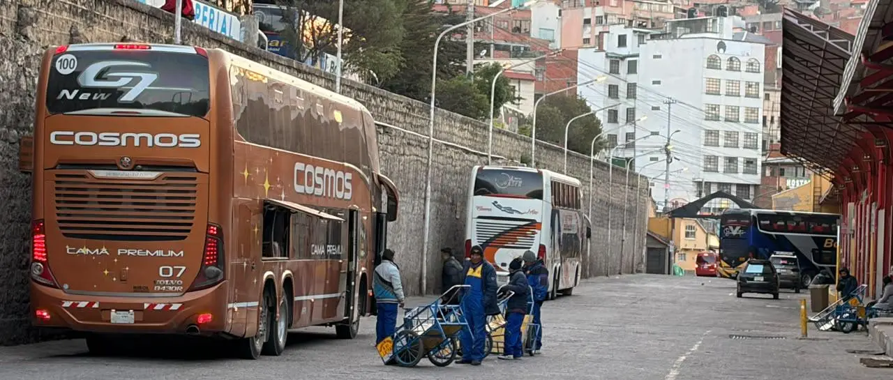Terminales del eje central reportan salidas y llegadas de buses con normalidad este lunes